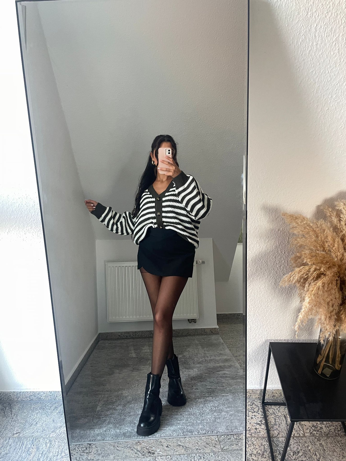 Gestreifte Strickjacke