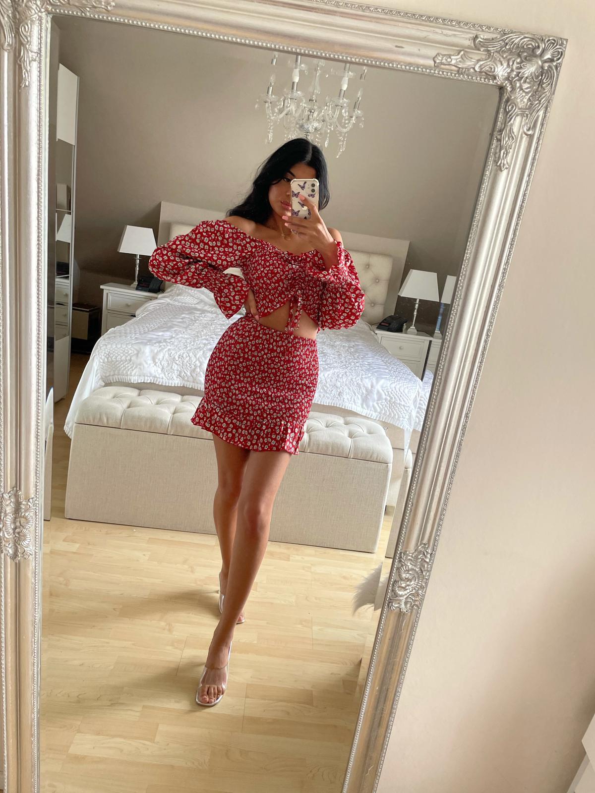 Zwei Teiler Blumenkleid