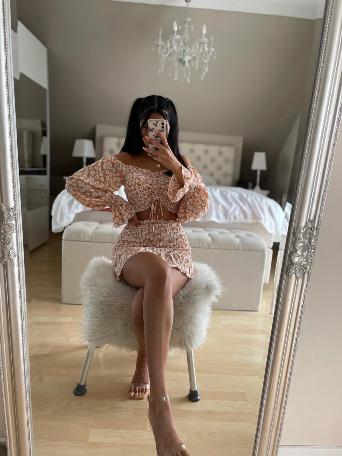 Zwei Teiler Blumenkleid