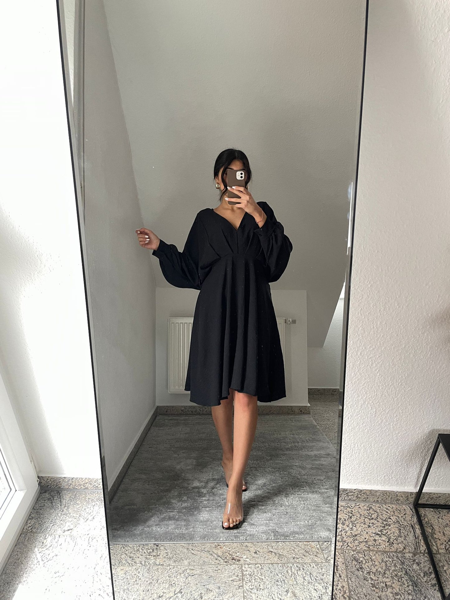 A-Linie Kleid mit V-Ausschnitt