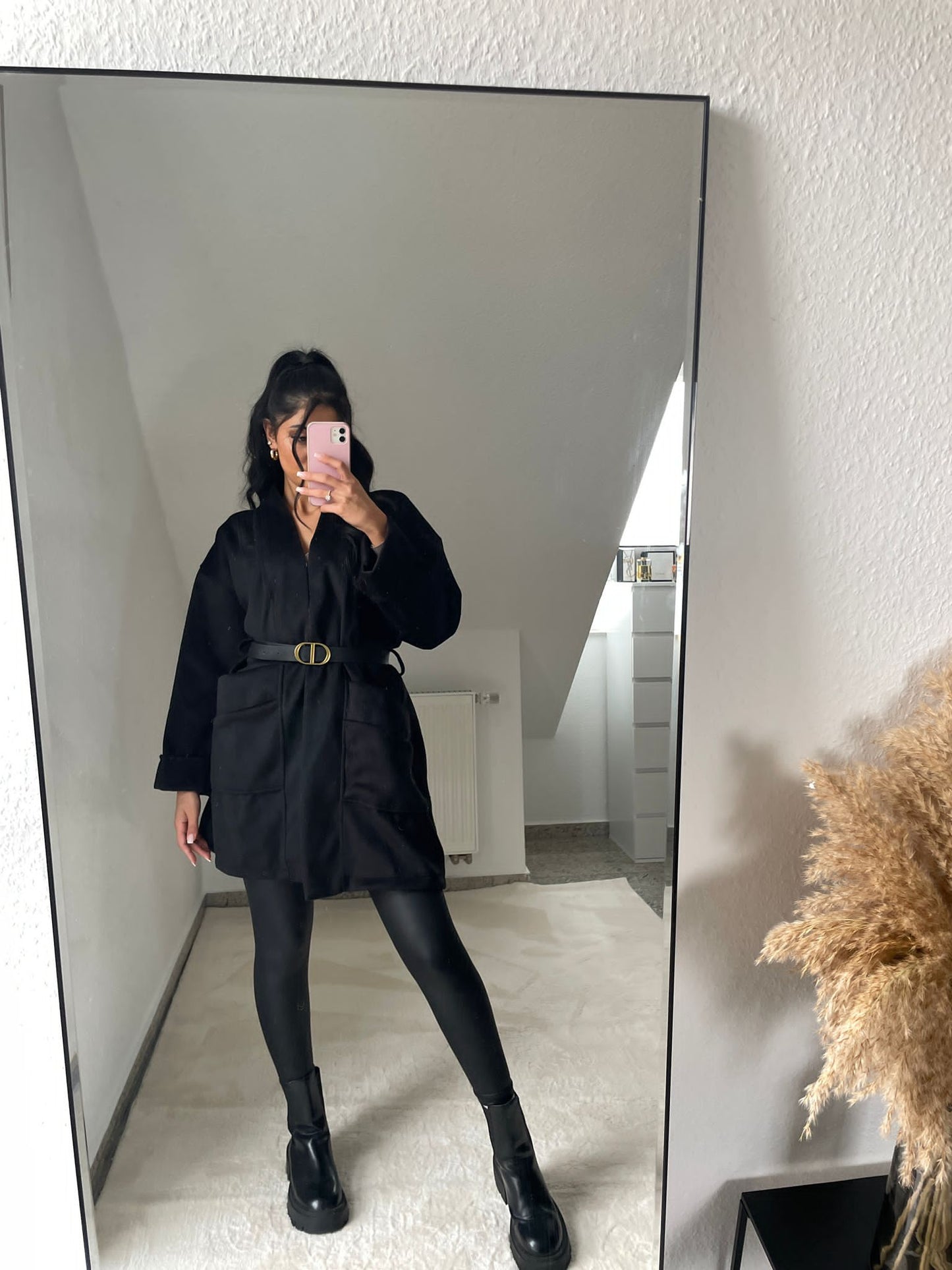 Lange Jacke mit Gürtel